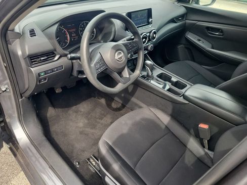 Used 2024 Nissan Sentra S FWD image 14
