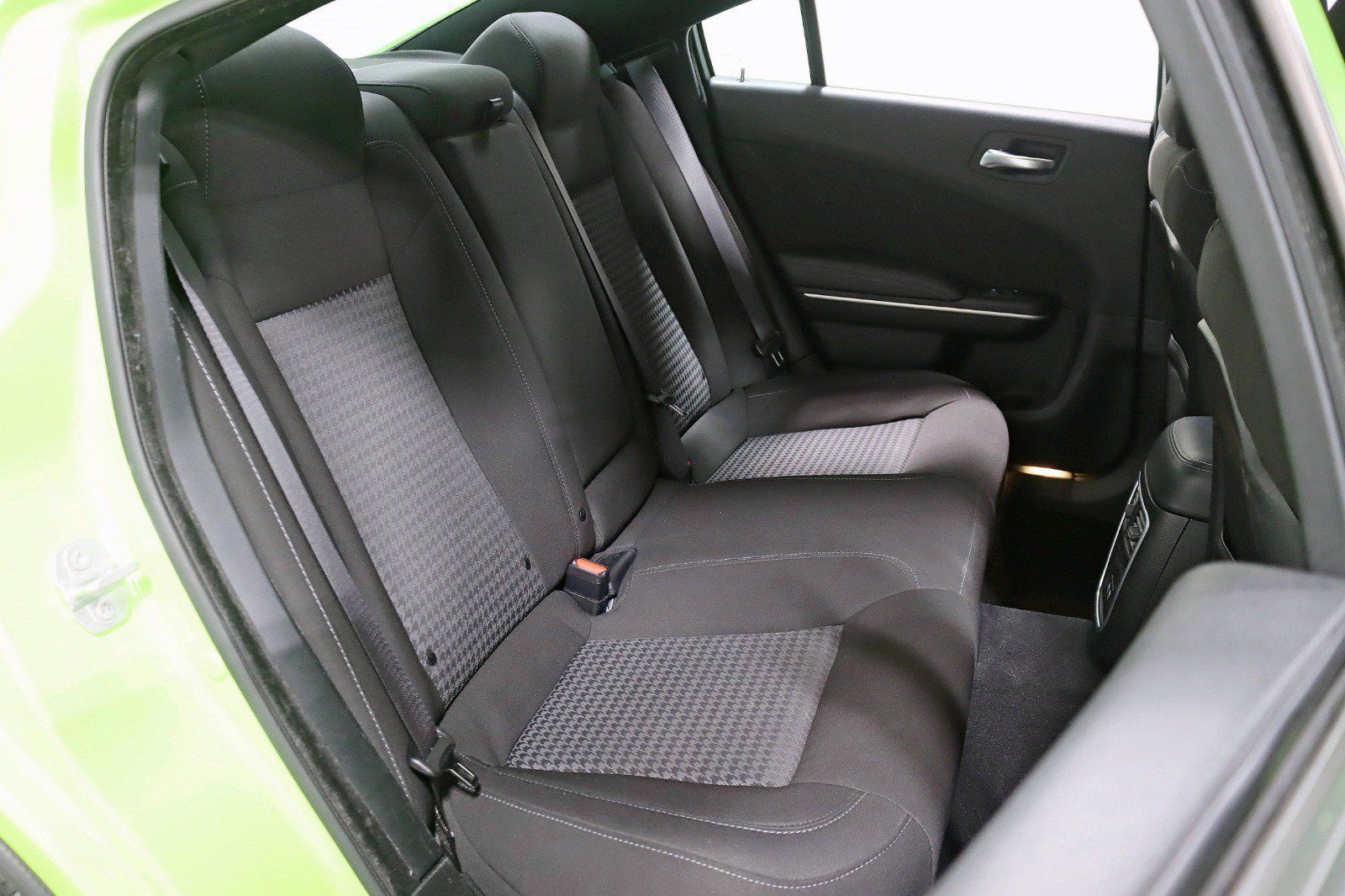 Used 2023 Dodge Charger R/T w/ Cold Weather Package RWD image 28
