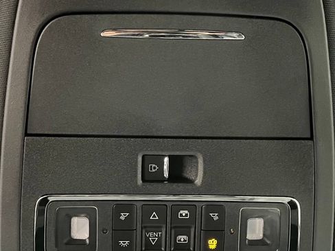 Used 2025 Ford F150 Lariat AWD/4WD image 41