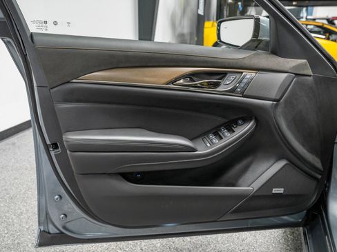 Used 2019 Cadillac CTS V w/ Luxury Package image 37