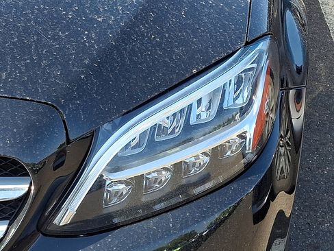 Used 2019 Mercedes-Benz C 300 4MATIC Sedan image 4