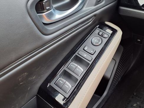 New 2025 Honda Accord Touring image 7