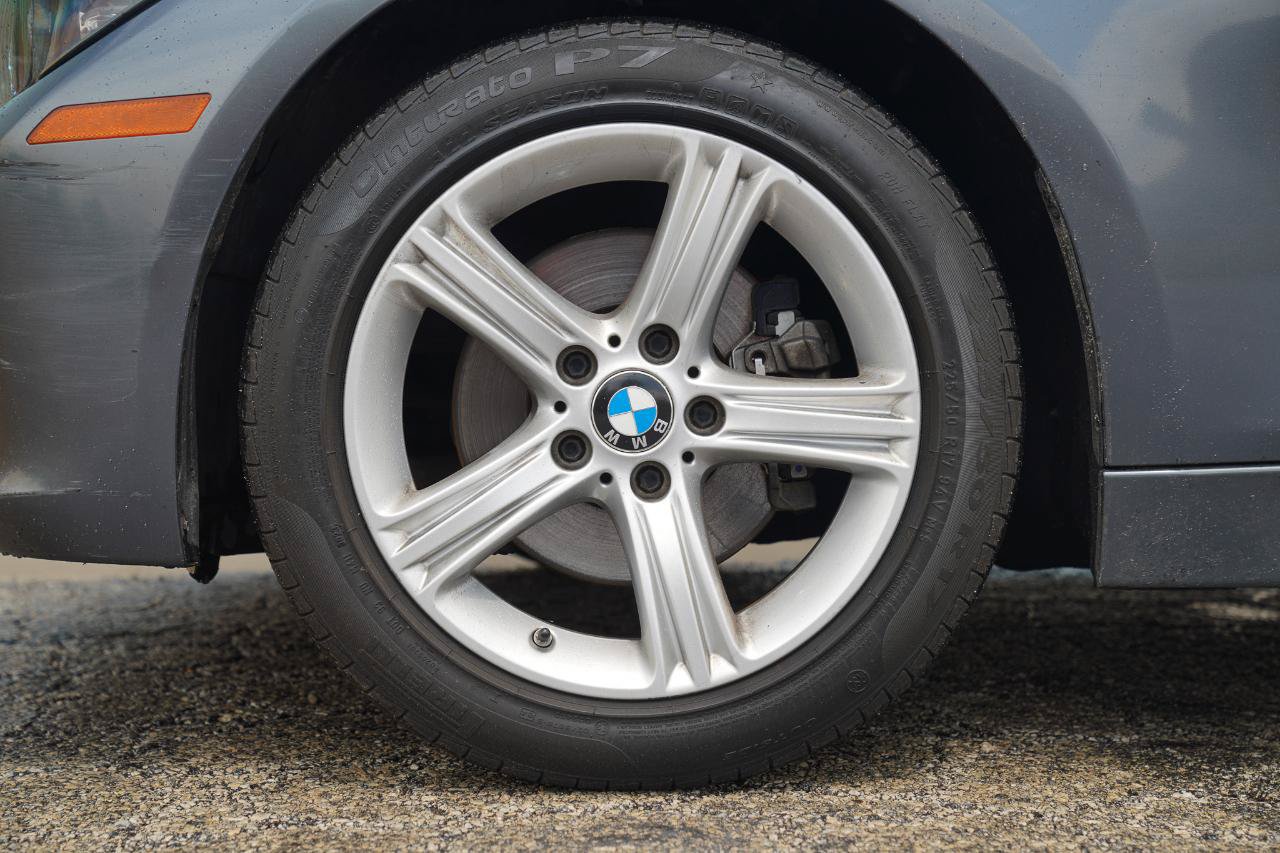 Used 2013 BMW 328i Sedan RWD image 9