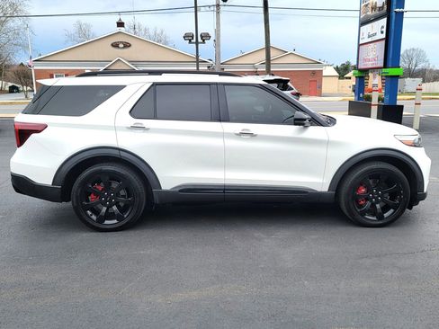 Used 2021 Ford Explorer ST w/ Equipment Group 401A image 4