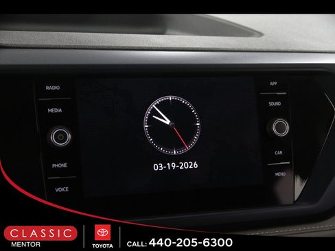 Used 2024 Volkswagen Taos SE image 9