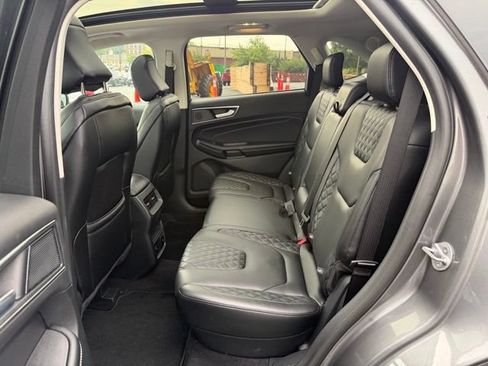 Certified 2024 Ford Edge Titanium w/ Equipment Group 301A AWD/4WD image 20