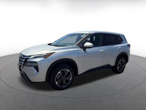 Used 2025 Nissan Rogue SV AWD/4WD image 8