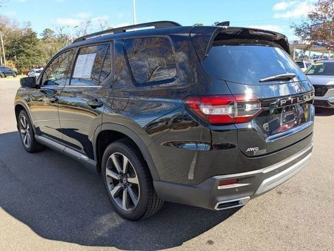 Used 2023 Honda Pilot Elite image 8