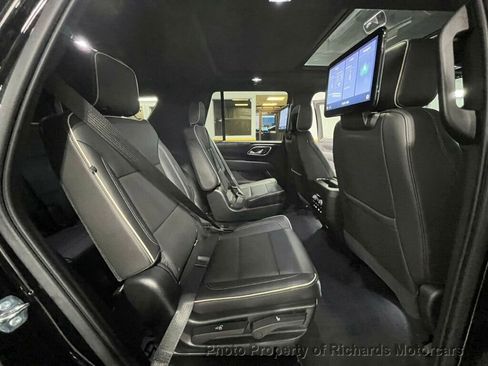 Used 2021 GMC Yukon SLT image 19