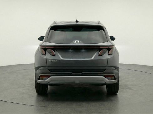 Used 2025 Hyundai Tucson SEL FWD image 7