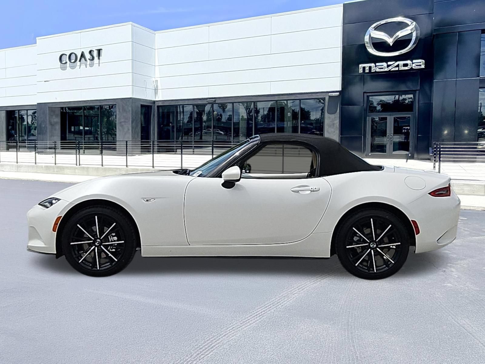 New 2026 MAZDA MX-5 Miata Grand Touring RWD image 9