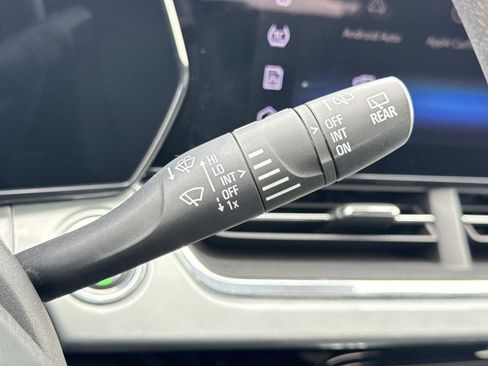 Used 2025 Chevrolet Trax LT image 10