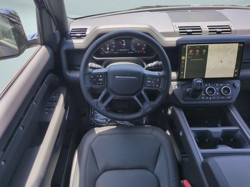 New 2026 Land Rover Defender 130 X-Dynamic SE AWD/4WD image 26