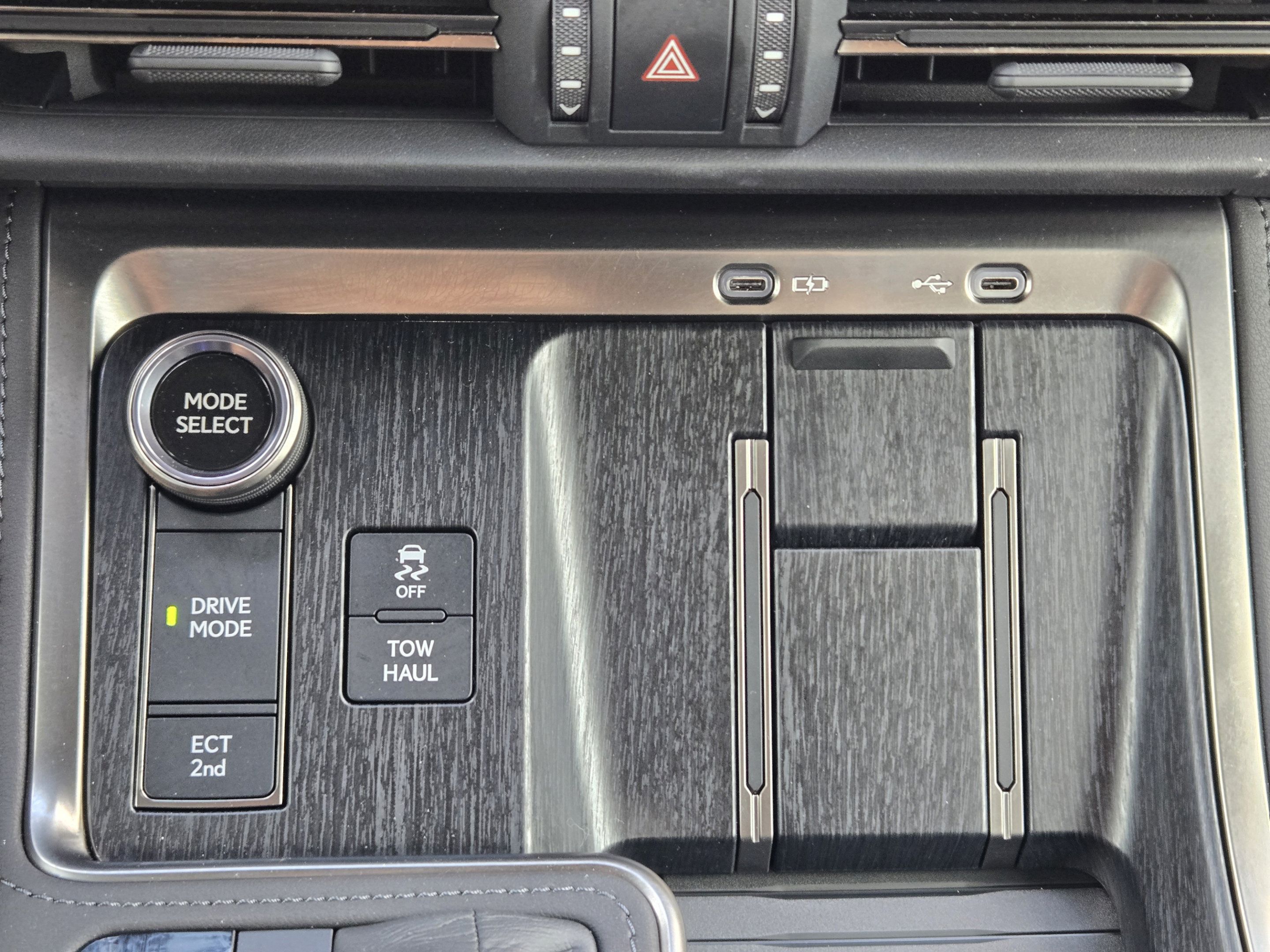 Certified 2026 Lexus GX 550 w/ Accessory Package (2T) AWD/4WD image 16