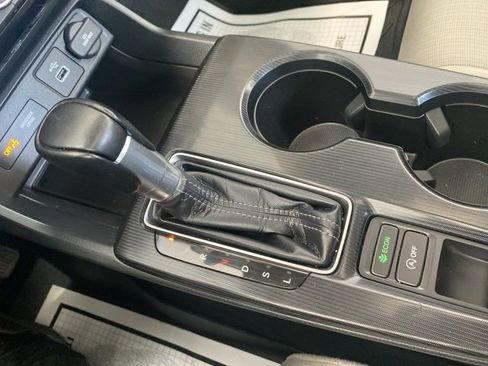 Used 2022 Honda Civic EX image 19