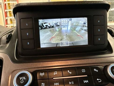 Used 2022 Ford Transit Connect XL FWD image 16