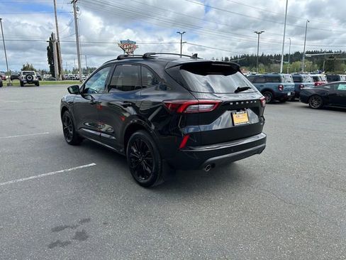 Certified 2025 Ford Escape ST-Line Elite w/ Premium Technology Package AWD/4WD image 4