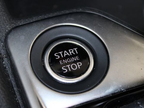 Used 2024 Nissan Sentra SV FWD image 31