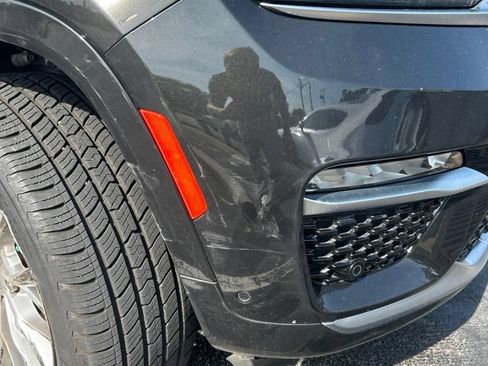 Used 2024 Jeep Grand Cherokee Summit w/ Adv Protech Group IV AWD/4WD image 5