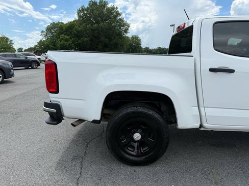 Used 2022 Chevrolet Colorado W/T RWD image 32