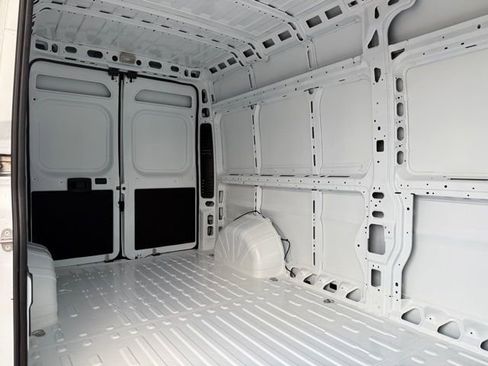 New 2026 RAM ProMaster 2500 w/ Advanced Safety Group FWD image 25