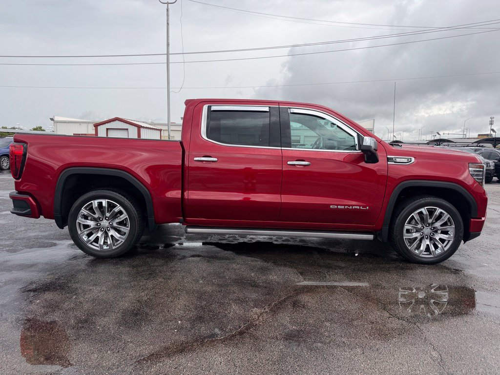 Used 2023 GMC Sierra 1500 Denali w/ Denali Reserve Package AWD/4WD image 4
