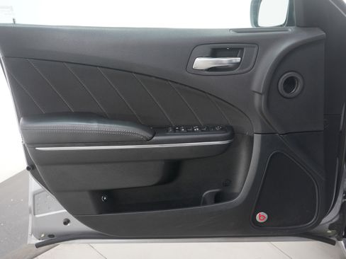 Used 2015 Dodge Charger SXT w/ Rallye Group image 19