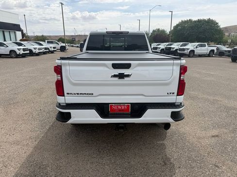 Used 2024 Chevrolet Silverado 2500 LTZ w/ LTZ Plus Package image 6