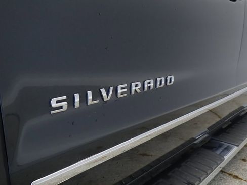 Used 2017 Chevrolet Silverado 1500 LTZ Z71 w/ LTZ Plus Package AWD/4WD image 14