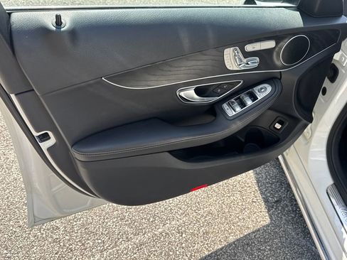 Used 2017 Mercedes-Benz C 300 Sedan image 10