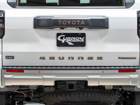 Used 2025 Toyota 4Runner Trailhunter image 12