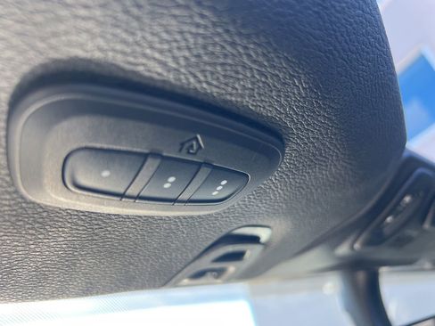 Used 2021 Jeep Wrangler Unlimited Sahara image 38