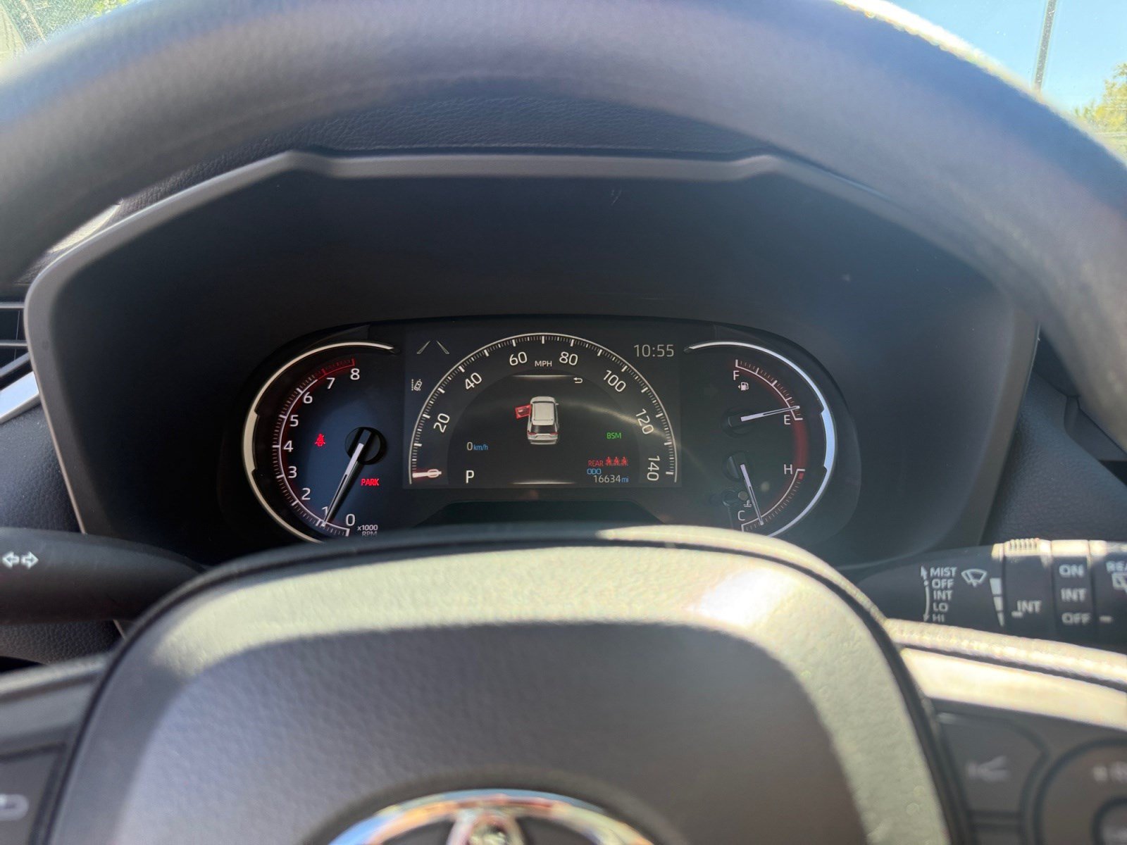 Used 2024 Toyota RAV4 XLE AWD/4WD image 10