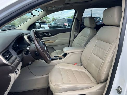 Used 2017 GMC Acadia Denali AWD/4WD image 8