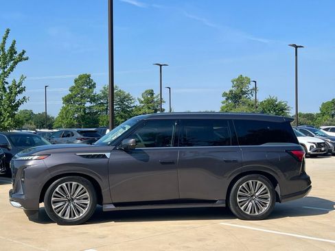 Used 2025 INFINITI QX80 Luxe w/ Cargo Package AWD/4WD image 6
