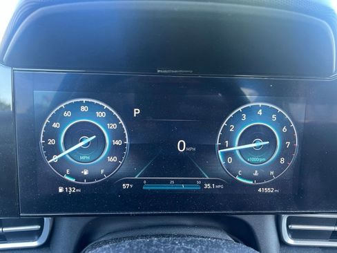 Used 2023 Hyundai Elantra SEL w/ Convenience Package FWD image 7