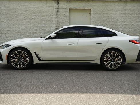 Used 2022 BMW 430i Gran Coupe w/ M Sport Package RWD image 4