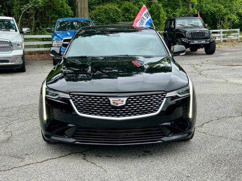 Used 2021 Cadillac CT4 Premium Luxury RWD image 2