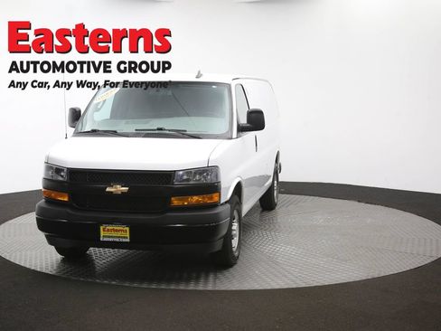 Used 2021 Chevrolet Express 2500 RWD image 50
