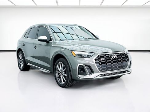 Used 2023 Audi SQ5 Premium w/ Convenience Package image 3