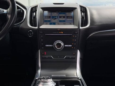Used 2019 Ford Edge ST AWD/4WD image 16