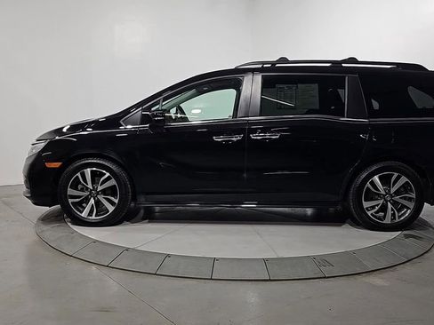 Used 2023 Honda Odyssey Touring image 2