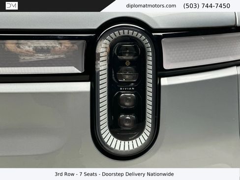 Used 2023 Rivian R1S Adventure image 12