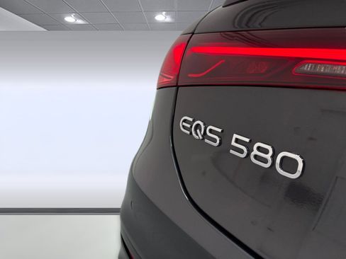 Certified 2023 Mercedes-Benz EQS 580 4MATIC Sedan image 20