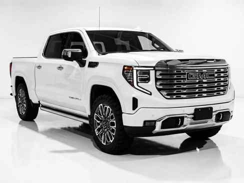Used 2025 GMC Sierra 1500 Denali Ultimate AWD/4WD image 1