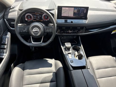 Used 2024 Nissan Rogue SL w/ SL Premium Package FWD image 23