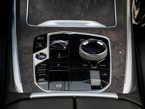 Used 2023 BMW X7 xDrive40i w/ Executive Package image 14