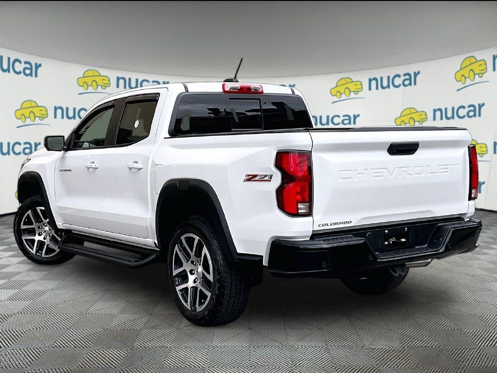 Used 2023 Chevrolet Colorado Z71 w/ Z71 Convenience Package 2 AWD/4WD image 4