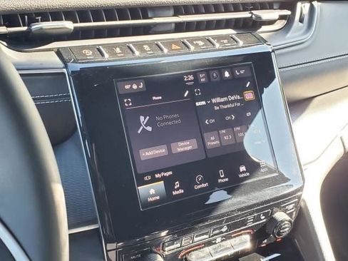 Used 2024 Jeep Grand Cherokee L Laredo image 19