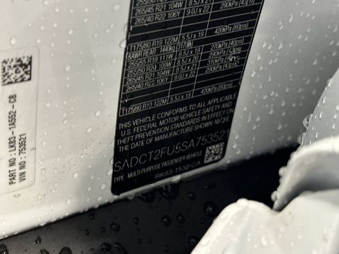 New 2025 Jaguar F-PACE R-Dynamic S image 28